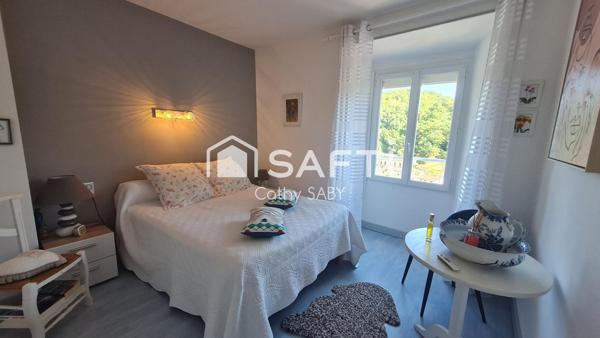 Maison de ville bien entretenue et superbe vue