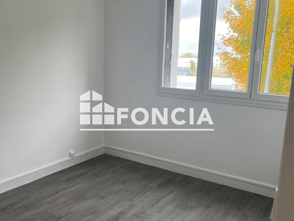 Location Appartement 4 pièces 68.75 m² - RUE DE LA SABLONNIERE Dreux 28100