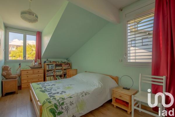 Duplex 4 pièces de 90 m² à Chens-sur-Léman (74140)