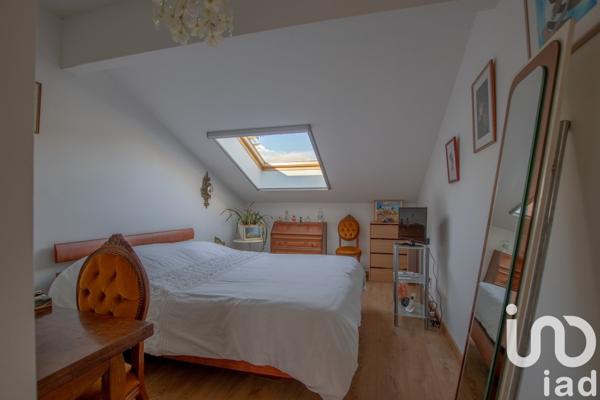 Duplex 4 pièces de 90 m² à Chens-sur-Léman (74140)