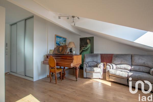 Duplex 4 pièces de 90 m² à Chens-sur-Léman (74140)