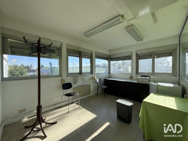 Location bureaux 74 m² Boissy-sous-Saint-Yon
