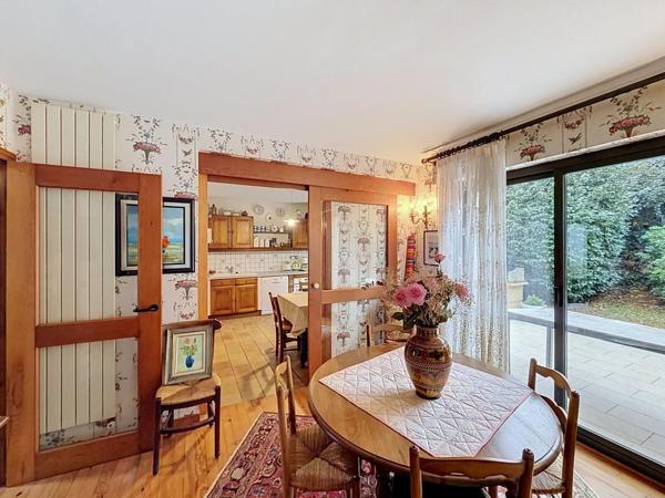 EXCLUSIVITÉ LARMOR-PLAGE : Maison familiale de 4 chambres dans un quartier calme avec jardin et garage