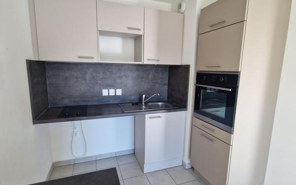 Appartement à louer    2 pièces • 45,76 m2 Floirac