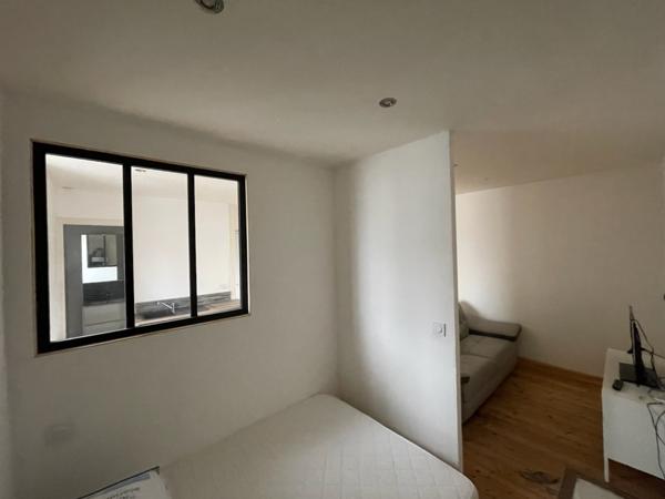 Lanester (56600) Immeuble de rendement.