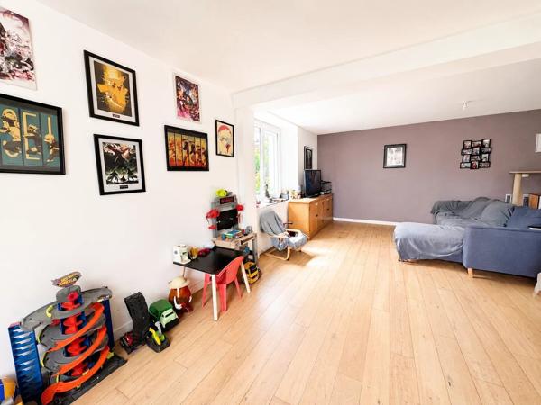 Vente                                                      Maison
                        
                     5 pièces                      110 m2                     à Fontenay-Trésigny