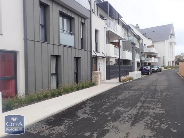 Appartement à louer 2 pièces 45.05m² Pornic (44210)