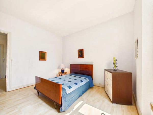 Maison de caractère avec six chambres, idéale pour une famille ou maison secondaire