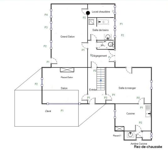 Grande maison de caractère à rénover entièrement, située dans un cadre paisible