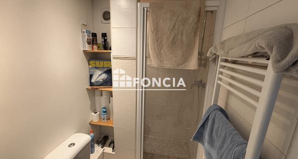 À vendre Studio 21.93 m² - Hyères 83400