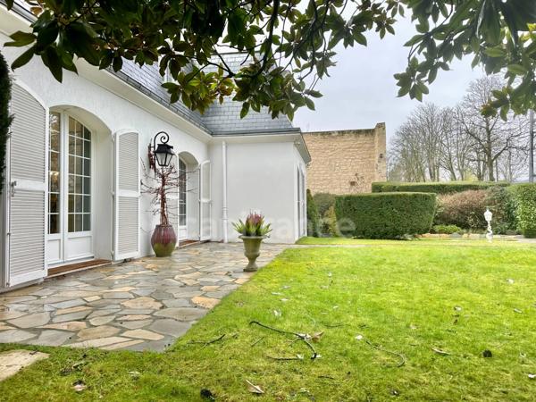 Un havre de paix dans le PARC à 15 mn à pied de la gare : Maison de famille 259 m²
