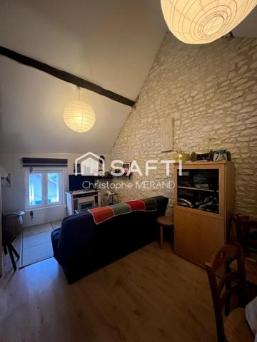 Deux maisons dans le centre de DANGE SAINT ROMAIN