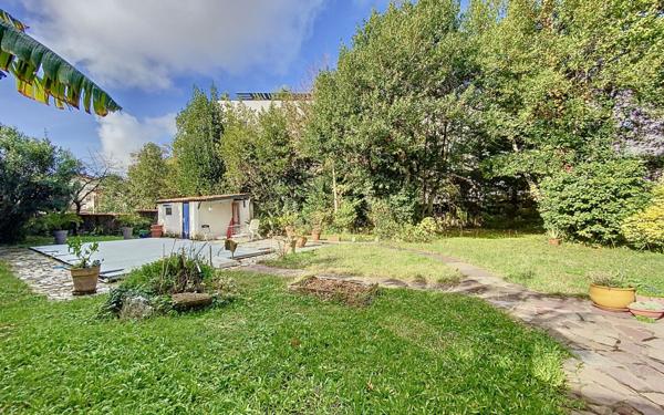 Maison à vendre    8 pièces • 173 m2 Bayonne
