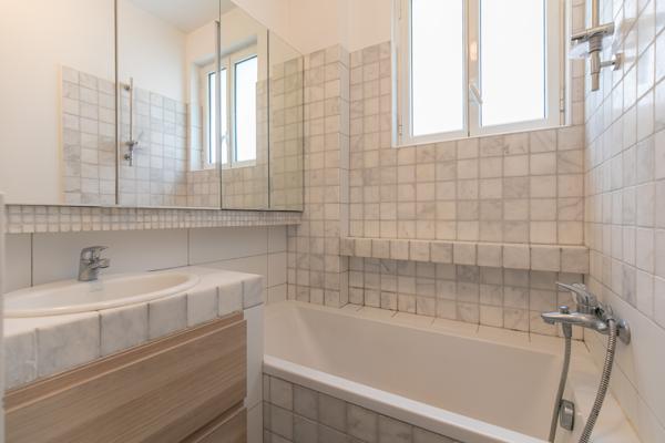 Appartement
         2 pièces
        - 40 m² Exclusivité 450 000 € *