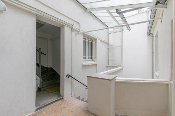 Appartement
         2 pièces
        - 40 m² Exclusivité 450 000 € *