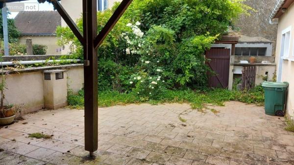 Maison à vendre à Malicorne-sur-Sarthe dans la Sarthe (72270), ref : 72068-1855