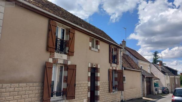 Maison à vendre à Malicorne-sur-Sarthe dans la Sarthe (72270), ref : 72068-1855