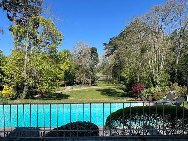 Propriété, à vendre OLIVET proche Orléans , EXCEPTIONNELLE, 1h du péage Paris St Arnoult, piscine , parc et Bord du Loiret