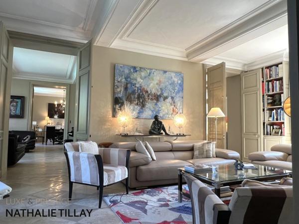 Propriété, à vendre OLIVET proche Orléans , EXCEPTIONNELLE, 1h du péage Paris St Arnoult, piscine , parc et Bord du Loiret