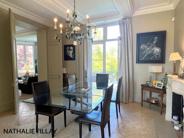 Propriété, à vendre OLIVET proche Orléans , EXCEPTIONNELLE, 1h du péage Paris St Arnoult, piscine , parc et Bord du Loiret