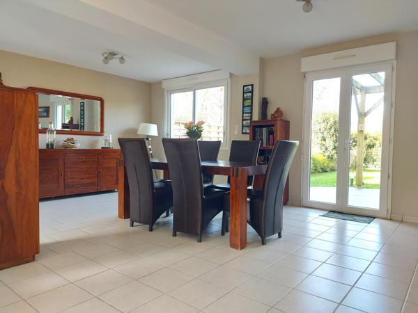 Portereau : Maison contemporaine 4 chambres, avec jardin méditerranéen