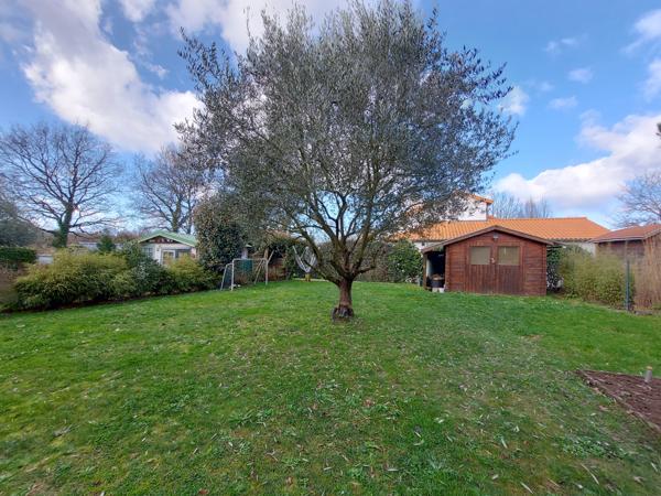 Portereau : Maison contemporaine 4 chambres, avec jardin méditerranéen