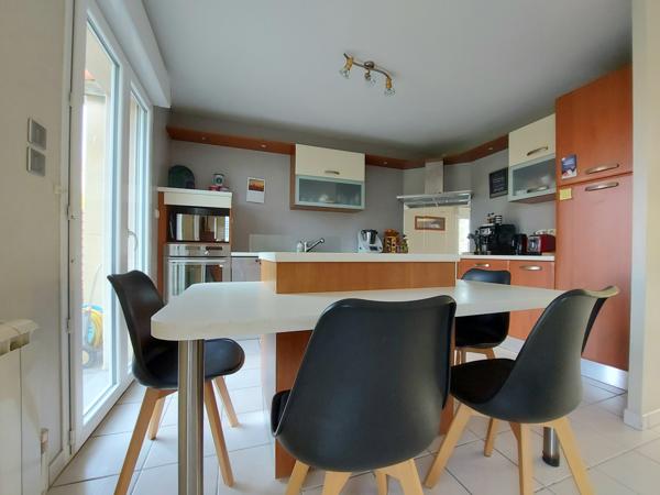 Portereau : Maison contemporaine 4 chambres, avec jardin méditerranéen