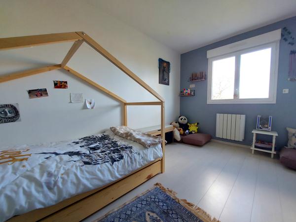 Portereau : Maison contemporaine 4 chambres, avec jardin méditerranéen