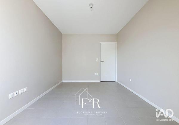 Location appartement 3 pièces 56 m² Avignon