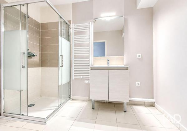 Location appartement 3 pièces 56 m² Avignon