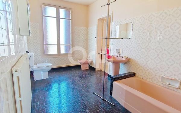 Maison à vendre    6 pièces • 210 m2 Ribécourt-Dreslincourt