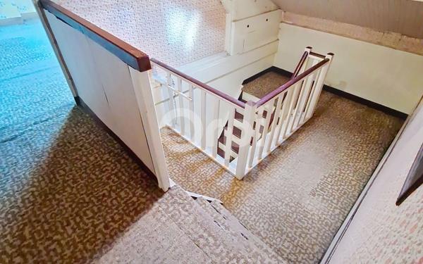 Maison à vendre    6 pièces • 210 m2 Ribécourt-Dreslincourt
