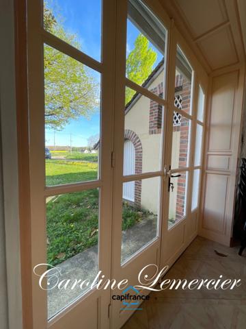 Dpt Sarthe (72), à vendre proche de Connerré FERMETTE en campagne 294 m² habitables , 6 chambres , terrain de 1500 M²