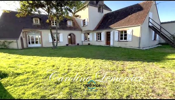 Dpt Sarthe (72), à vendre proche de Connerré FERMETTE en campagne 294 m² habitables , 6 chambres , terrain de 1500 M²