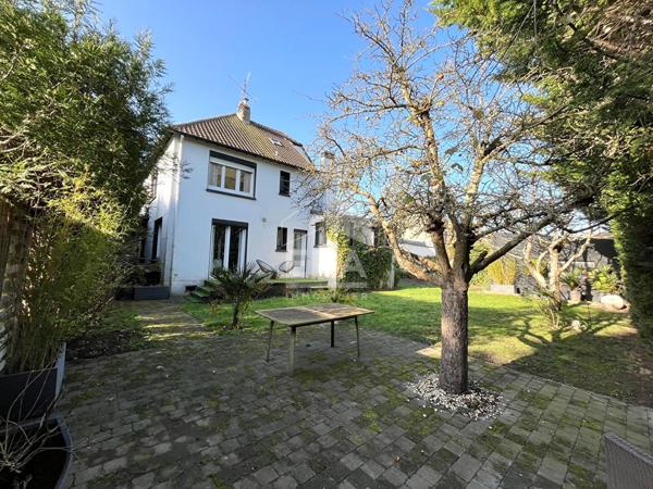 TREPIED - Maison de famille 181 m2 - 5  chambres - Jardin - Garage