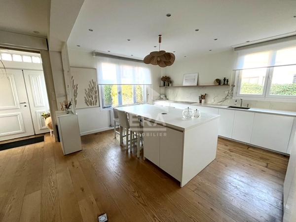 TREPIED - Maison de famille 181 m2 - 5  chambres - Jardin - Garage