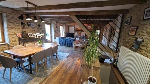 Maison à vendre à Rieupeyroux dans l'Aveyron (12240), ref : 1008572   
Aveyron