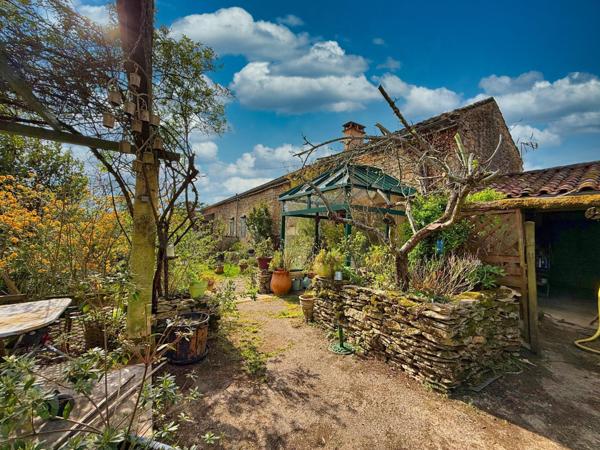 Maison en pierres plain-pied 130 m²