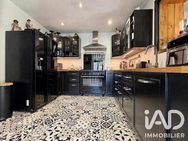Maison à vendre 6 pièces 165 m² Allauch
