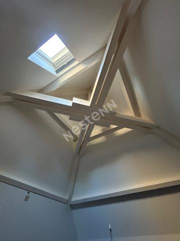 Maison atypique avec vue imprenable et piscine à Givry 193 m2