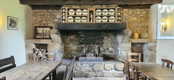 Corps de ferme - Ancienne ferme Auberge avec 4106m² de terrain