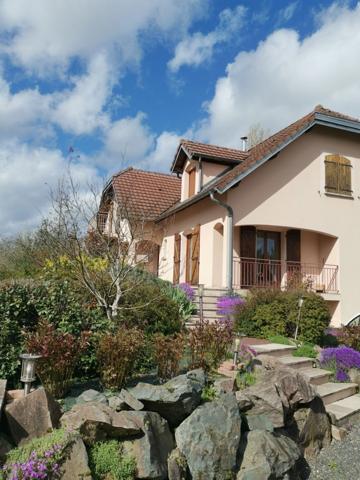 BEAU PAVILLON D'ARCHITECTE 5 CHAMBRES 3000M² DE TERRAIN PLAT