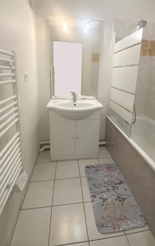Location Appartement45 m² - 2 Pièces - CHOLET (49300)