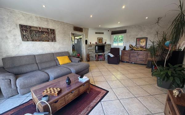 Maison à vendre    6 pièces • 150 m2 Ustaritz