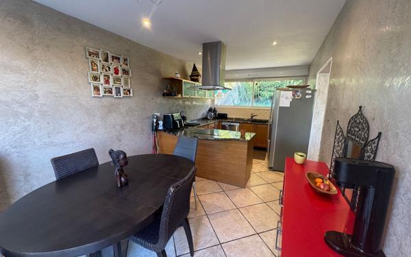 Maison à vendre    6 pièces • 150 m2 Ustaritz