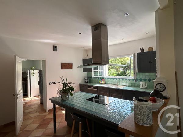 Maison à vendre  6 pièces - 156 m2 ST SAVIN - 33