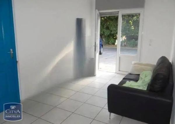 Local professionnel à louer