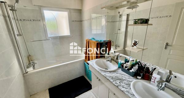 À vendre Maison 6 pièces 154 m² - Larmor-plage 56260