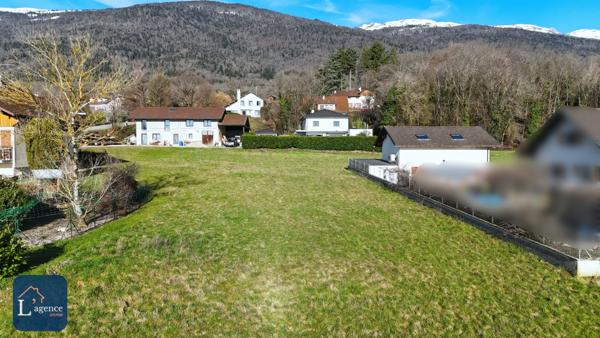 Terrain constructible 1153 m² Crozet 01170 Villeneuve grande parcelle vue dégagée libre constructeur