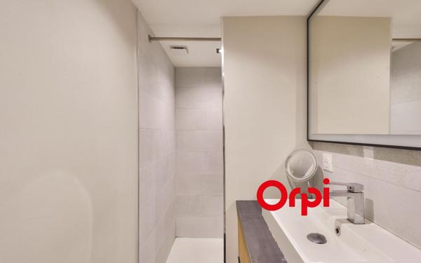 Appartement à vendre    3 pièces • 64,22 m2 Lyon 2